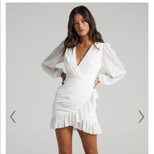 CAN I BE YOUR HONEY PLUNGE BALLOON SLEEVE MINI DRESS IN WHITE